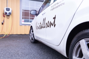 kritallrent-logga-pa-bil-stockholm